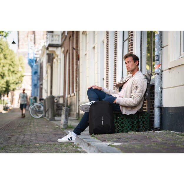 XD DESIGN ANTI-THEFT BACKPACK BOBBY SOFT BLACK P/N: P705.791 7