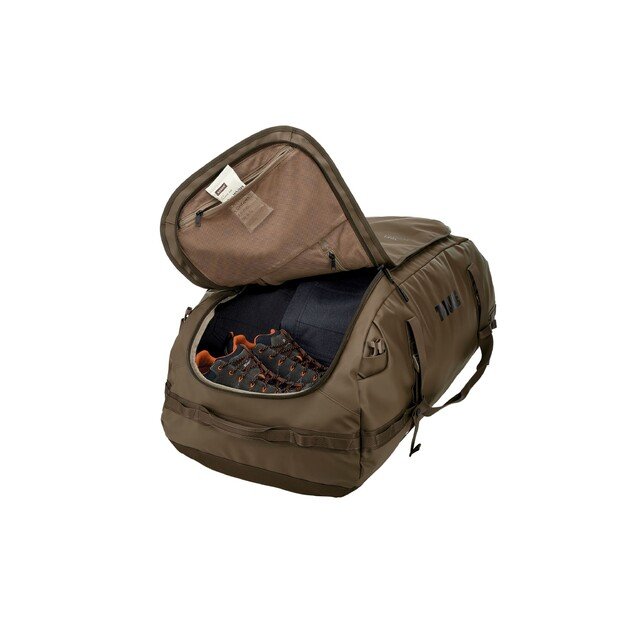 Thule 5600 Chasm 130L duffel bag deep khaki 4