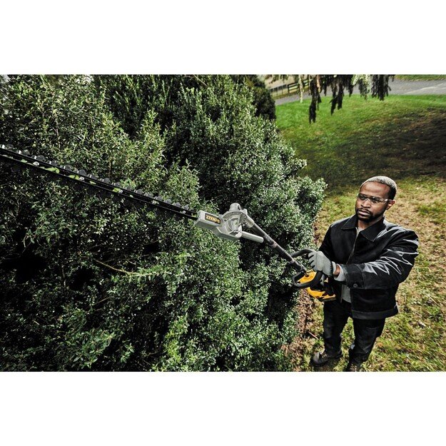 54V XR FV SPLIT BOOM Hedge Trimmer 3