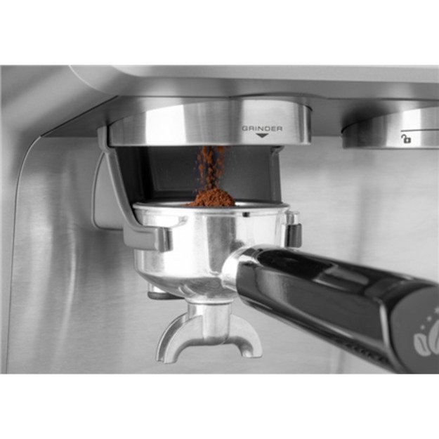 ETA Espresso Coffee Maker | ETA718190000 BARICELO | Pump pressure 15 bar | Table | 1550 W | Stainless Steel