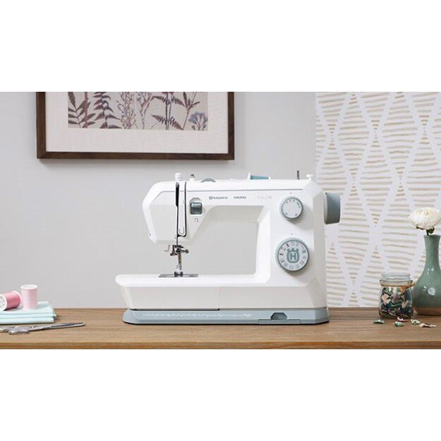 Husqvarna Onyx 15 sewing machine