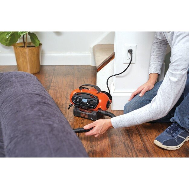 Black and Decker BDCINF18N-QS air compressor 160 l/min AC/Cigar lighter 8