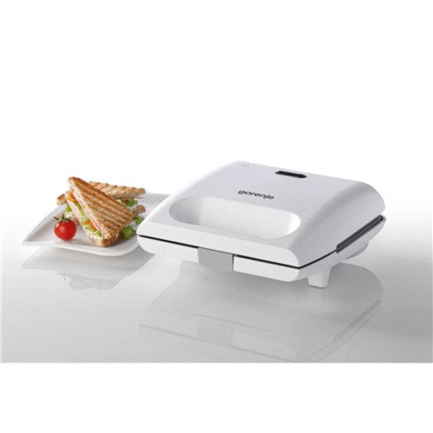 Gorenje | Sandwich Maker | SM701GCW | 700 W | Number of plates 1 | Number of pastry 1 | White