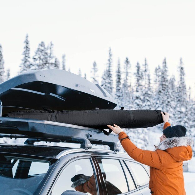 Thule 5177 Roundtrip Snowboard Bag 165cm Black 1