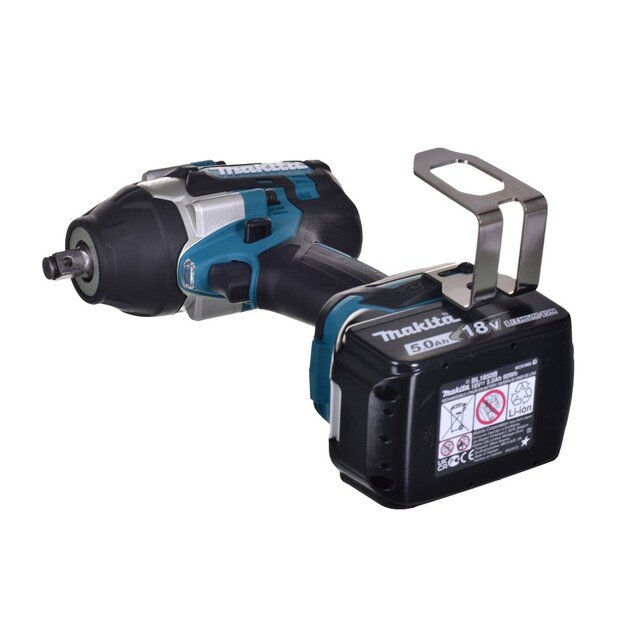 MAKITA IMPACT WRENCH 18V 1/2  700Nm 2x5.0Ah CASE MAKPAC DTW700RTJ 4