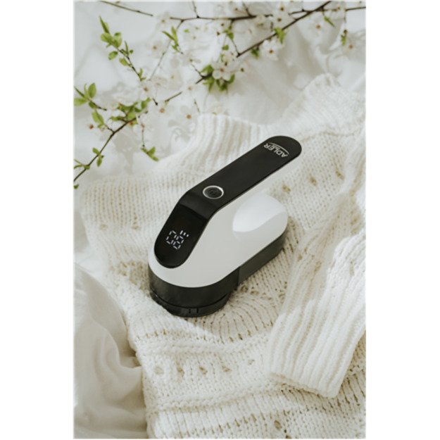 Adler | Lint remover LCD | AD 9618 | White/Black | Rechargeable battery 5