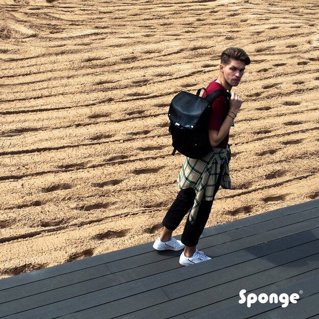 Sponge Tourist Backpack 15,4 black 2