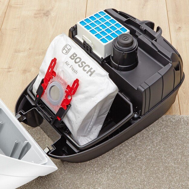 Bosch Serie 6 BGL6HYG1 vacuum Cylinder vacuum Dry 600 W Dust bag