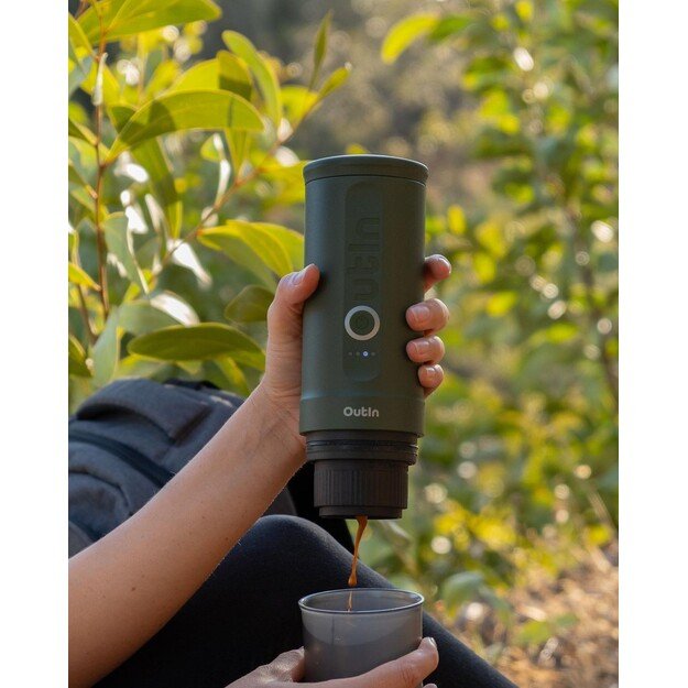 OUTIN NANO rankinis espresso kavos aparatas, tamsiai žalia 10