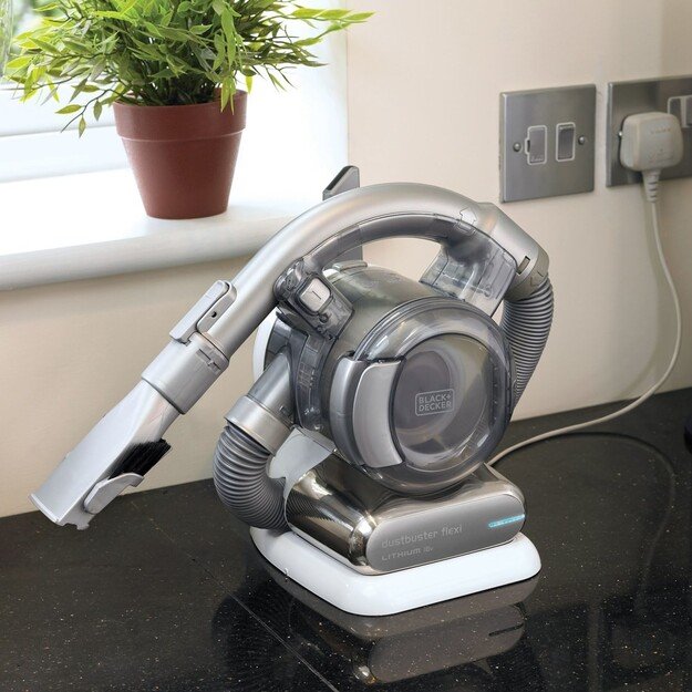BLACK & DECKER