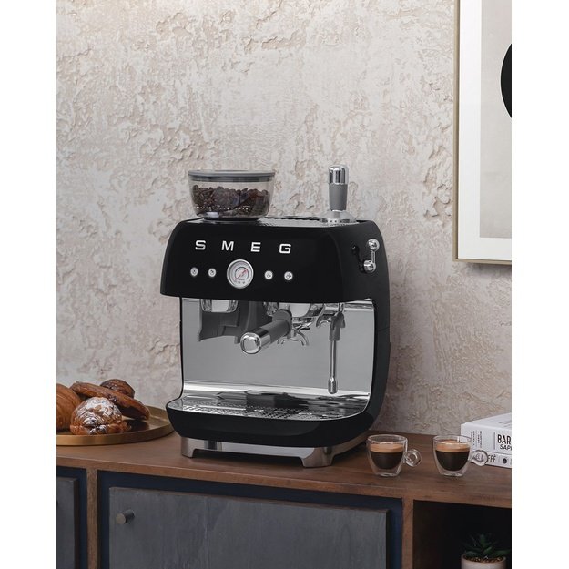 Smeg 50 s Style Espresso Coffee Machine EGF03BLEU Black