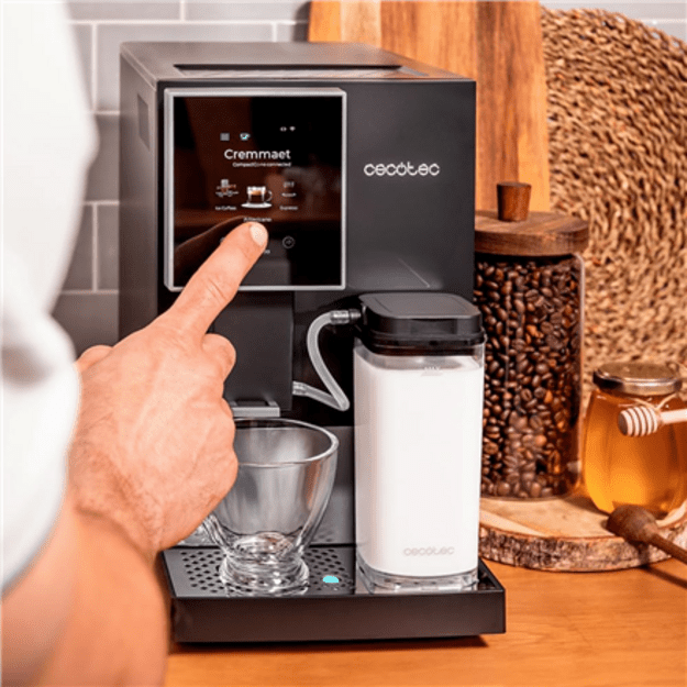 Cecotec Coffee Maker | Cremmaet Compactccino Connected | Pump pressure 19 bar | Built-in milk frother | Super-automatic | Black