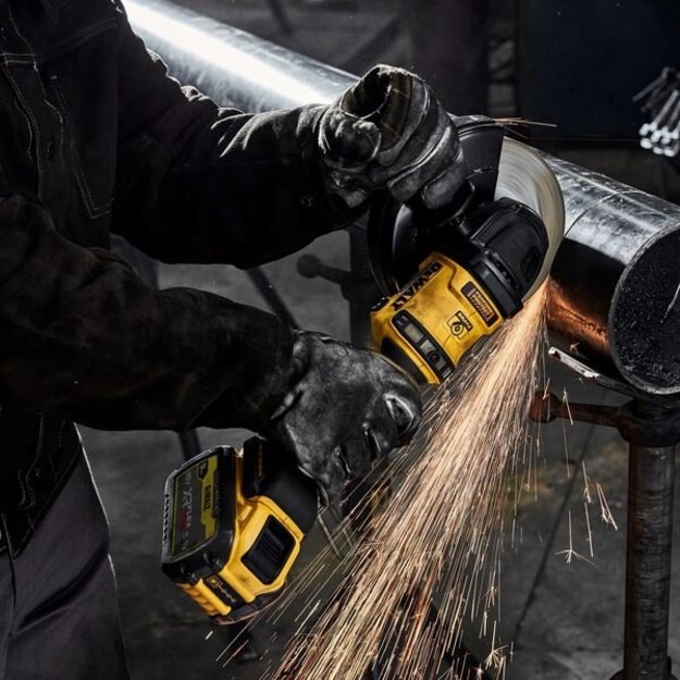 DEWALT 54V FV 180mm ANGLE GRINDER WITHOUT BATTERY. AND ORDER. DCG440N