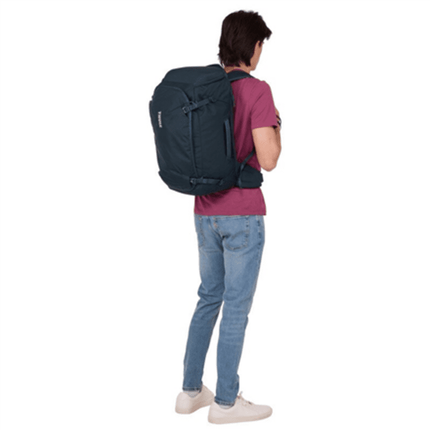 Thule | Landmark, 40 L | Travel pack | Darkest Blue