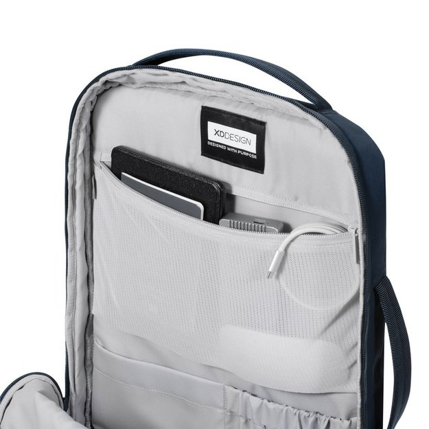 XD DESIGN Air Backpack  NAVY P706.3225