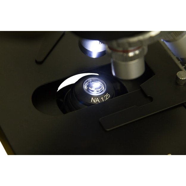 Levenhuk 700M 2000x Optical microscope