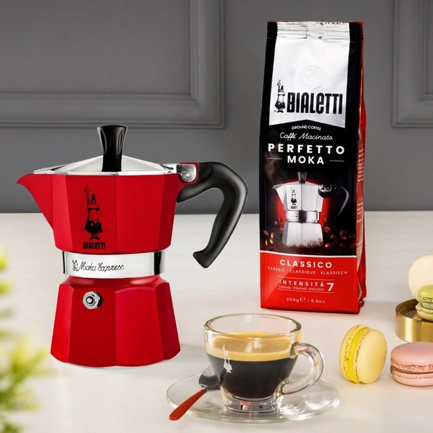 BIALETTI Moka Express 3-cup coffee maker 5466 - red