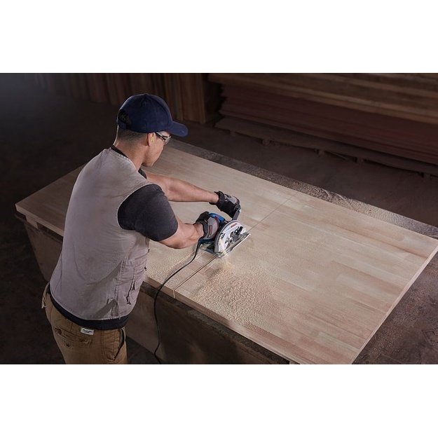 BOSCH CIRCULAR SAW. 165mm/1200W GKS 600