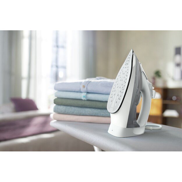Philips 5000 series DST5010/10 iron Steam iron SteamGlide Plus soleplate 2400 W Grey, White 3