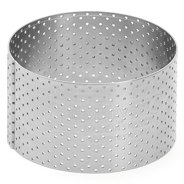 Round confectionery rim, dia. 7.5 cm, perforated