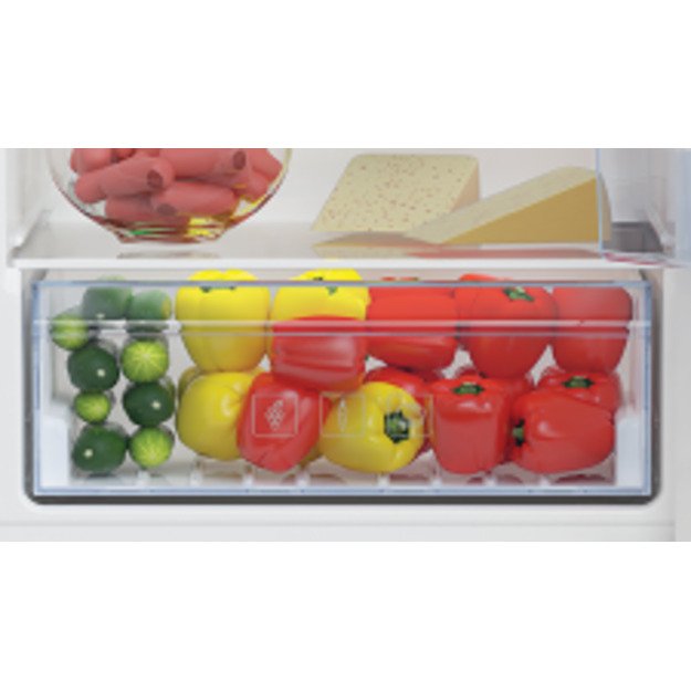 Beko BCSA285K4SN fridge-freezer Built-in 271 L E White 4