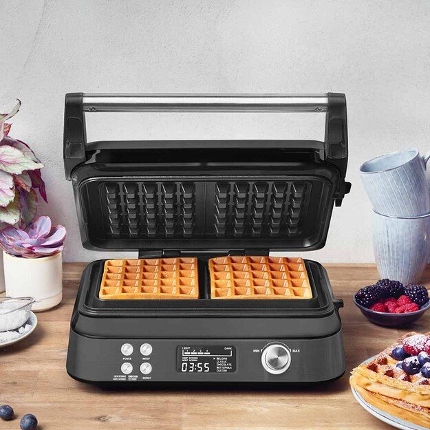 Gastroback 42449 Waffle Maker Advanced Control Black Edition 5