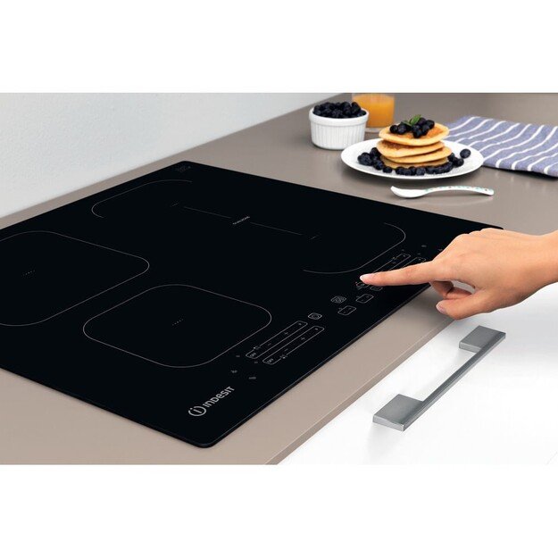 Indesit IB 65B60 NE Black Built-in 59 cm Zone induction hob 4 zone(s)