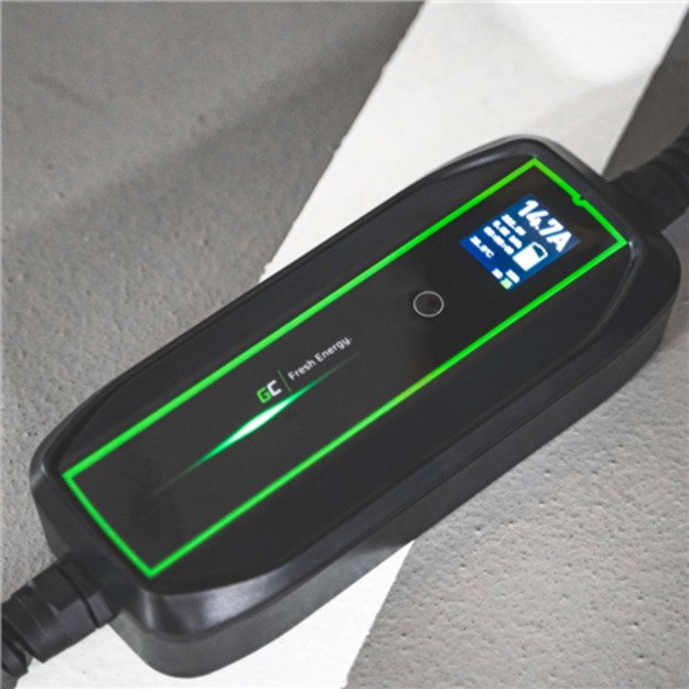 Green Cell EV16 electric vehicle charging station Black 1 Built-in display LCD