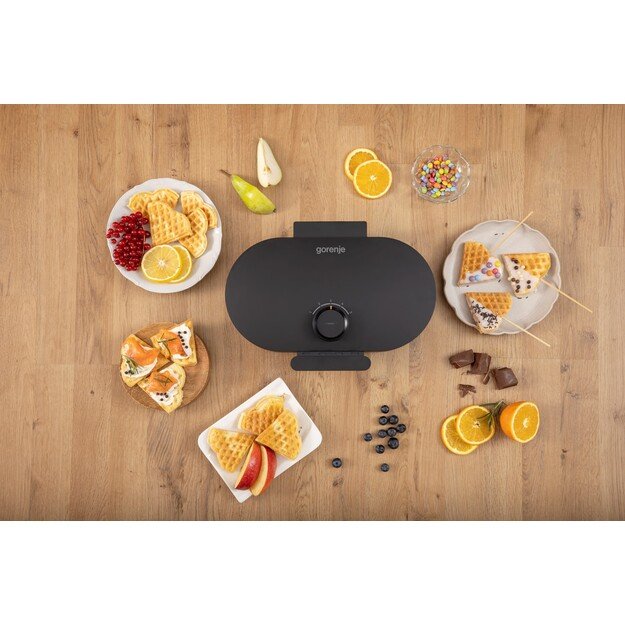 Waffle maker GORENJE WM1200B black, 1200 W 14