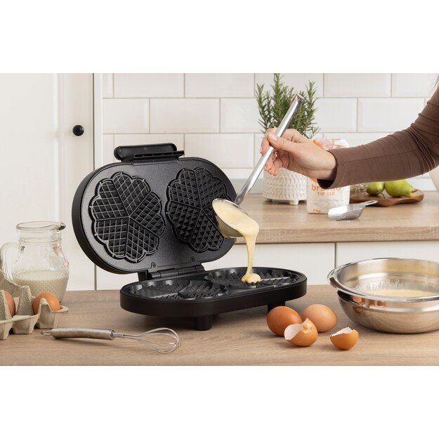 Waffle maker GORENJE WM1200B black, 1200 W 17