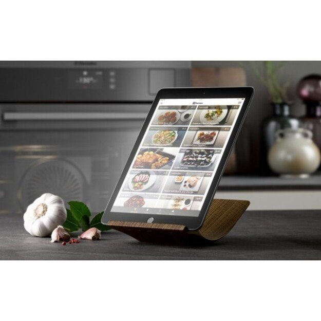 ELECTROLUX EOC8P39WZ 2