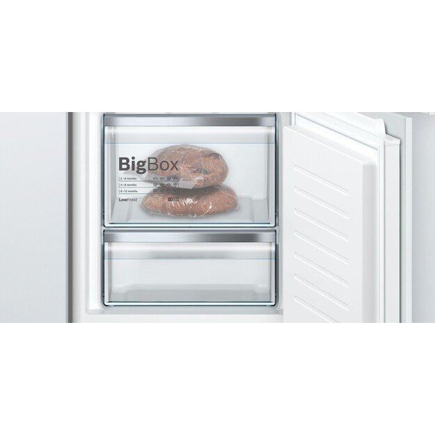 Bosch Serie 6 KIS87AFE0 fridge-freezer Built-in 272 L E White 1