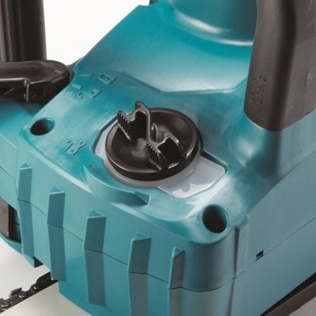 MAKITA CHAINSAW 18V DUC307ZX3 30cm