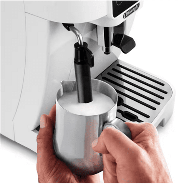 Delonghi | Coffee Maker | Magnifica Start ECAM220.20.W | Pump pressure 15 bar | Built-in milk frother | Fully automatic | 1450 W