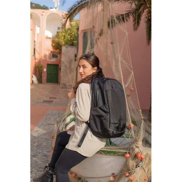 XD Design Bobby Explore Backpack black