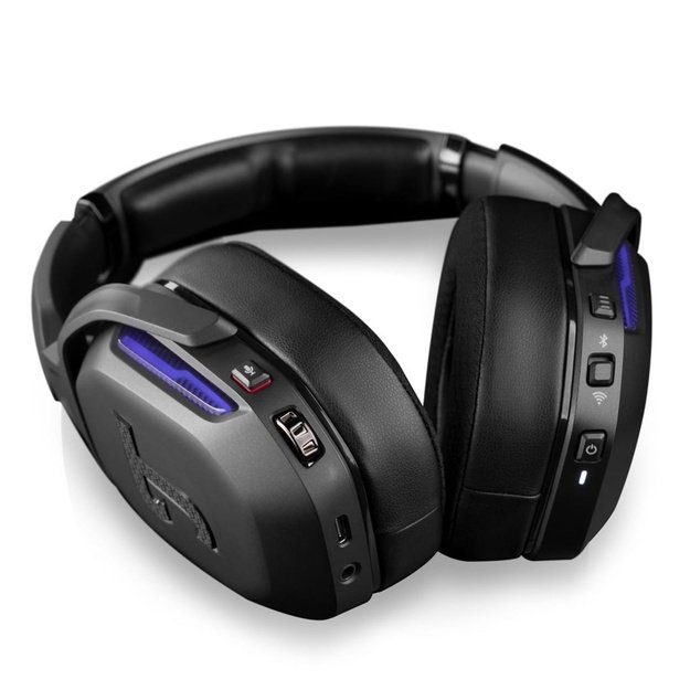 Teufel CAGE PRO wireless over-ear gaming Bluetooth headset