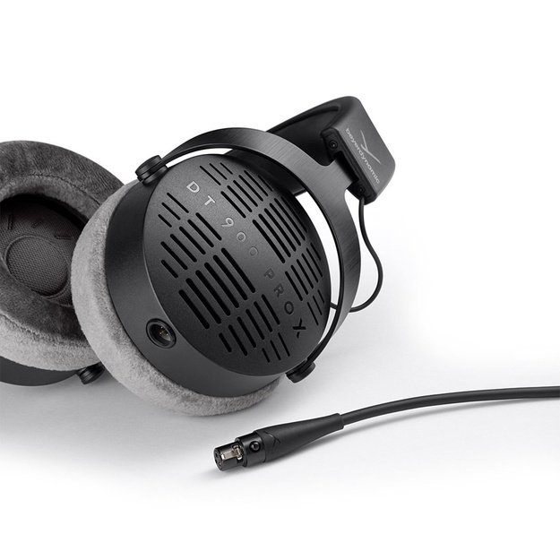 Beyerdynamic | Studio Headphones | DT 900 PRO X | Over-Ear | Black | Noise reduction