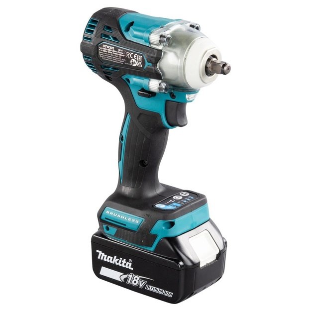 MAKITA. STROKE WRENCH. 18V DTW302Z 300Nm 3/8 