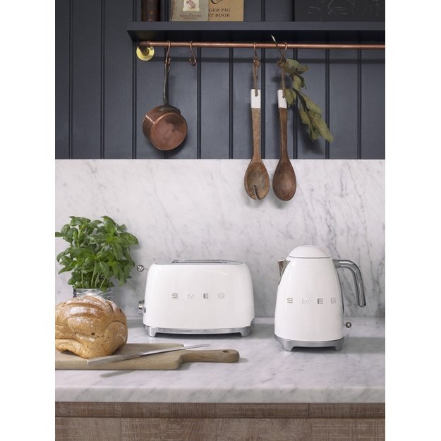 Smeg 50 s Style Kettles KLF03CREU Cream