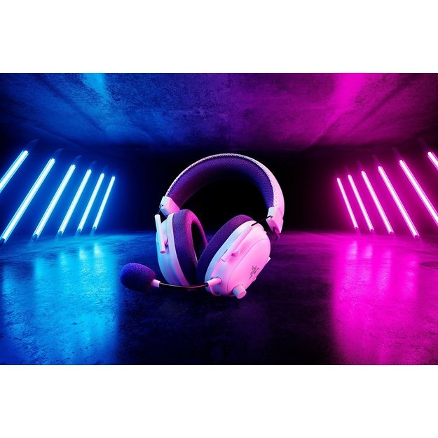 Razer Gaming Headset | BlackShark V2 Pro (Xbox Licensed) | Wireless | Over-Ear | Microphone | Noise canceling | White