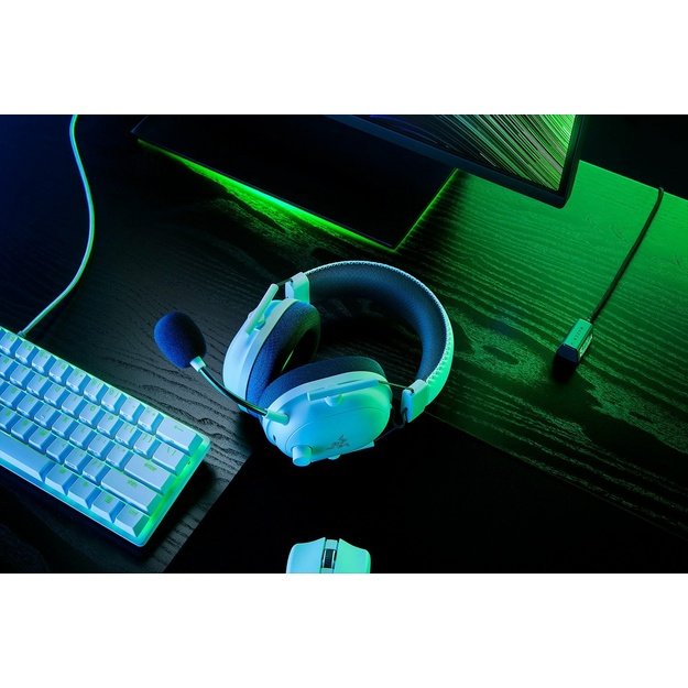 Razer Gaming Headset | BlackShark V2 Pro (Xbox Licensed) | Wireless | Over-Ear | Microphone | Noise canceling | White