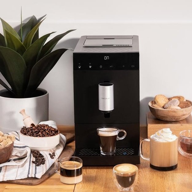 Cecotec Cremmaet Commpact Fully-auto Espresso machine 1.1 L
