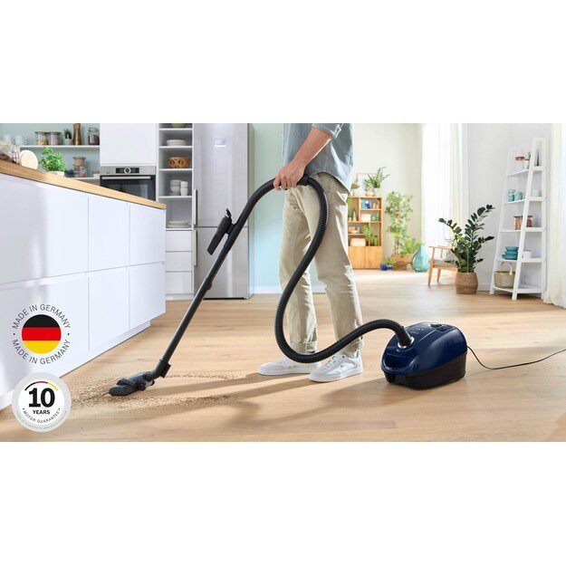 Bosch Serie 4 BGL38BU1 vacuum Drum vacuum Dry 600 W Dust bag 3