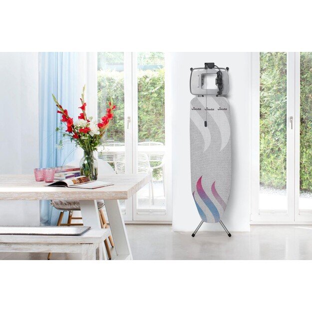 ViledaTotal Reflect Plus M ironing board.