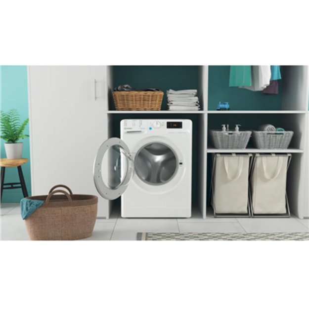 INDESIT | Washing machine | BWSE 71295X WSV EU | Energy efficiency class B | Front loading | Washing capacity 7 kg | 1200 RPM |