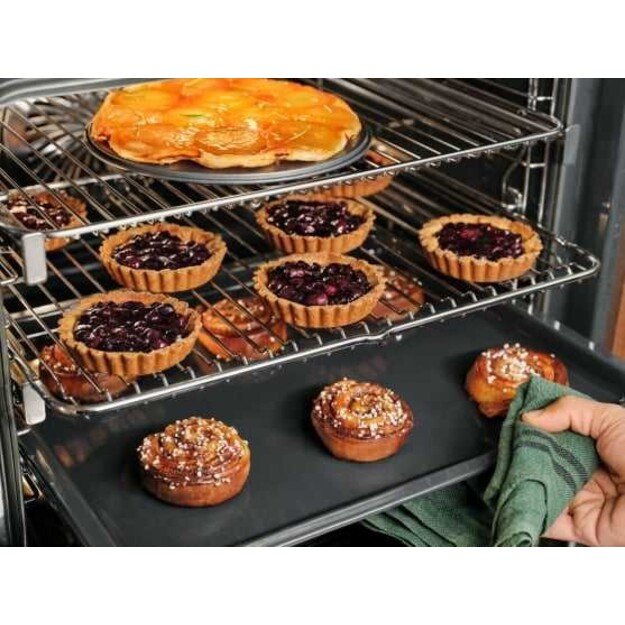 Įmontuojama orkaitė Electrolux LOF3H10BK