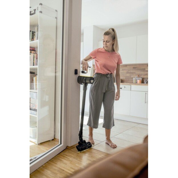 Dulkių siurblys - &scaron;luota Karcher VC 4 CORDLESS MYHOME CAR 1.198-632.0