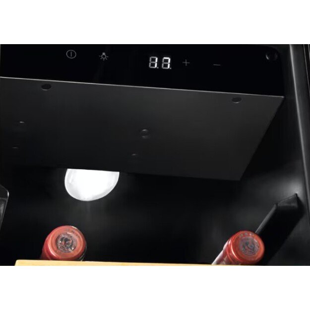 Įmontuojamas vyno &scaron;aldytuvas AEG AWS4020B5B