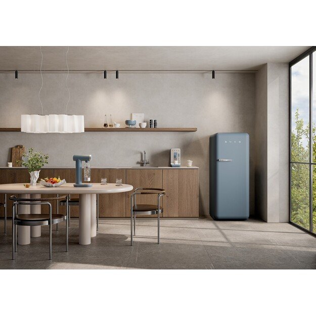 Smeg Espressomaschine BCC12SBMEU, Dampfd?se, Mahlwerk, Thermoblock, 1.4L Tank