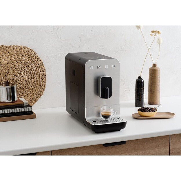 Smeg Collection Espresso Coffee Machine BCC11BLMEU Black